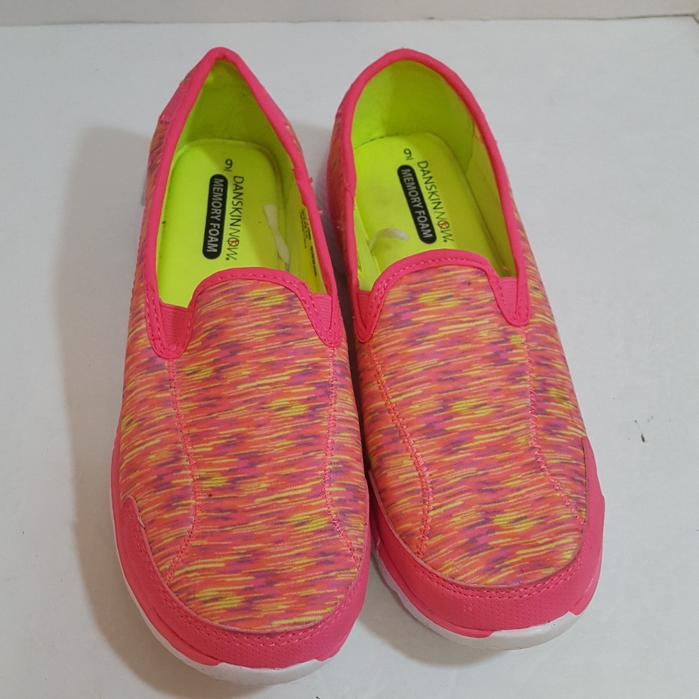 Danskin Now Memory Foam Shoes Sz 9 Pink Space Dyed